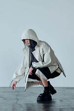 ウィザード 2024年春夏コレクション - 重ねる、連ねる衣服の多重性｜写真23