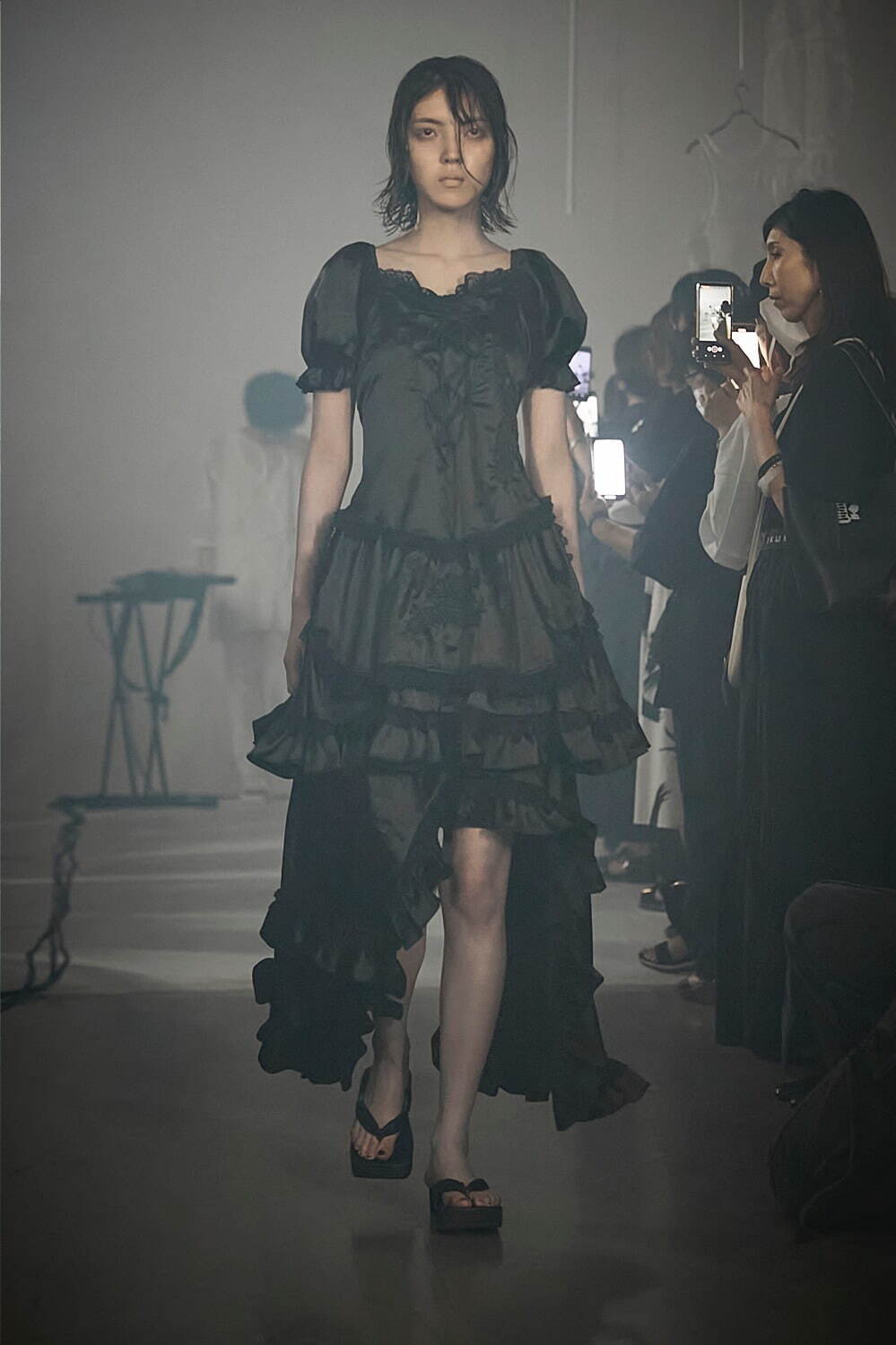 イクミ(IKUMI) 2023年春夏ウィメンズ&メンズコレクション  - 写真21