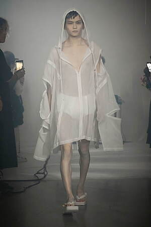 イクミ(IKUMI) 2023年春夏ウィメンズ&メンズコレクション  - 写真14