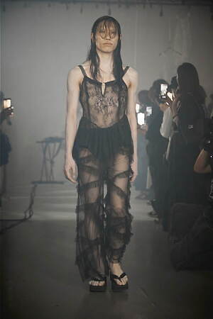 イクミ(IKUMI) 2023年春夏ウィメンズ&メンズコレクション  - 写真23