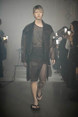 イクミ(IKUMI) 2023年春夏ウィメンズ&メンズコレクション  - 写真31