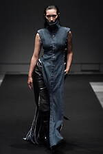 イージェイ シェヤン 2024年春夏コレクション - 夜の街のコンクリートを着想源に｜写真47