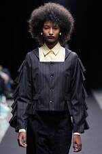 クイーン アンド ジャック 2024年春夏コレクション - エレガントに輝くスクール・ガール｜写真13