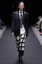 クイーン アンド ジャック 2024年春夏コレクション - エレガントに輝くスクール・ガール｜写真39