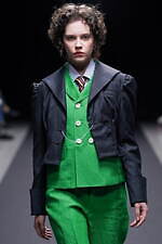 クイーン アンド ジャック 2024年春夏コレクション - エレガントに輝くスクール・ガール｜写真42