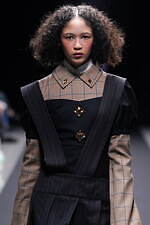 クイーン アンド ジャック 2024年春夏コレクション - エレガントに輝くスクール・ガール｜写真51