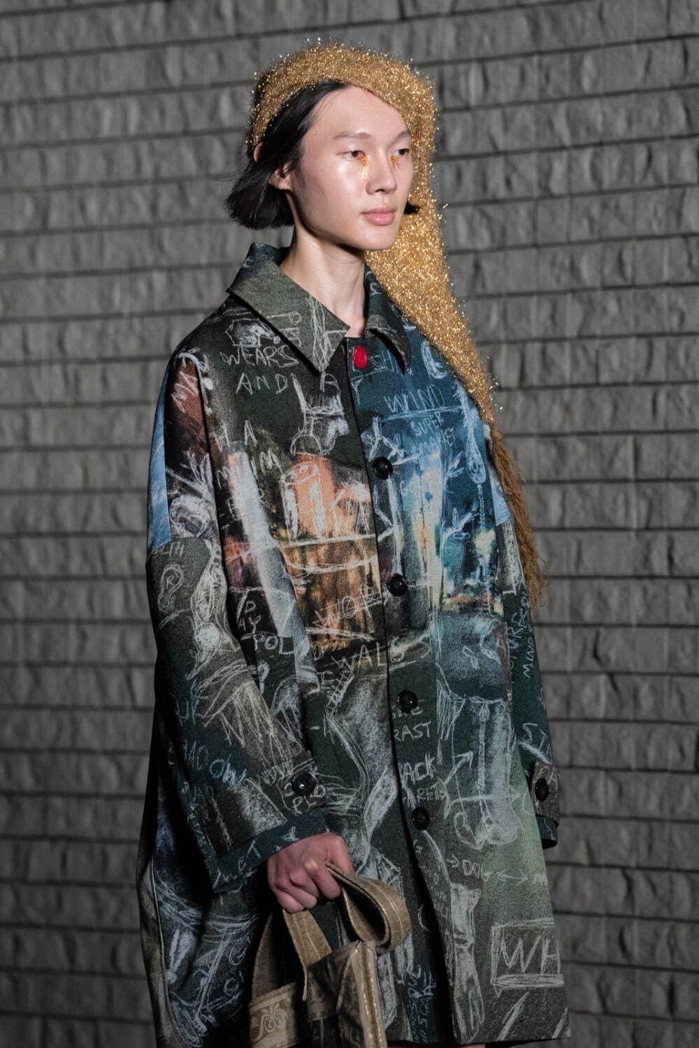 シンヤコヅカ 2024年春夏コレクション、月夜の散歩道｜写真32