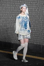 シンヤコヅカ 2024年春夏コレクション、月夜の散歩道｜写真7