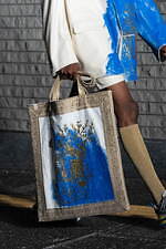 シンヤコヅカ 2024年春夏コレクション、月夜の散歩道｜写真38