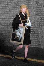 シンヤコヅカ 2024年春夏コレクション、月夜の散歩道｜写真42