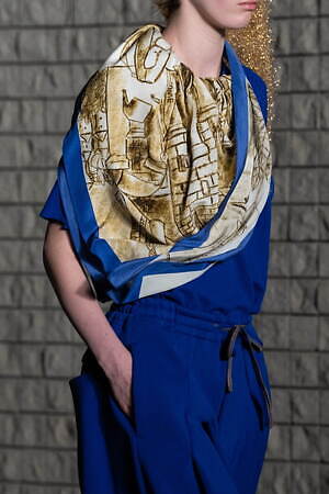 シンヤコヅカ 2024年春夏コレクション、月夜の散歩道｜写真14