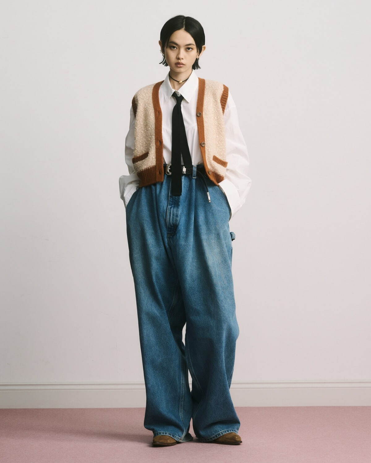 ロク ビューティ＆ユース(ROKU BEAUTY&YOUTH) 2023-24年秋冬ウィメンズコレクション  - 写真12