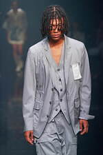 ヘオース 2024年春夏コレクション - 虚無感の果てに見える光｜写真6