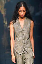 ヘオース 2024年春夏コレクション - 虚無感の果てに見える光｜写真9