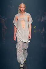 ヘオース 2024年春夏コレクション - 虚無感の果てに見える光｜写真36