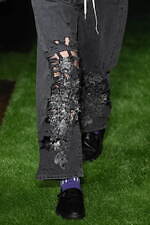 セヴシグ 2024年春夏コレクション - 障壁の先に見える一縷の光｜写真29