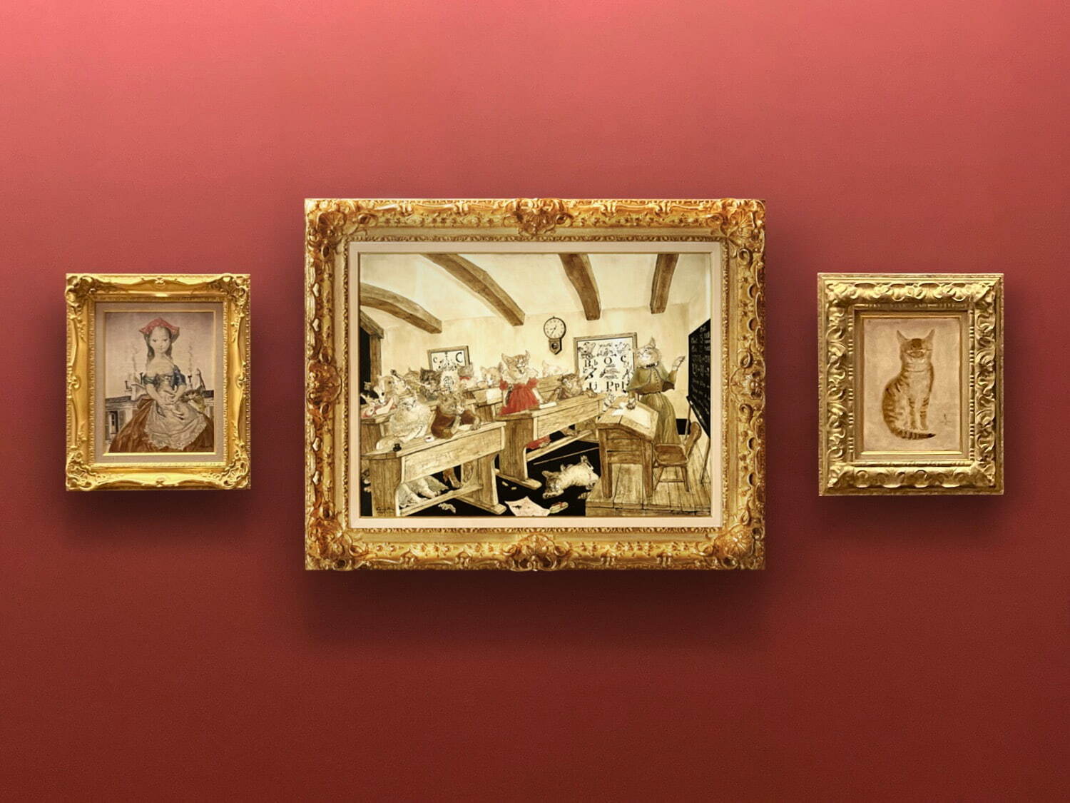 軽井沢安東美術館 展示室5
藤田嗣治 (中央) 《猫の教室》 1949年 油彩・キャンバス
(左) 《パリの屋根の前の少女と猫》 1955年 油彩・キャンバス
(右) 《正面を向く猫》 1930年 油彩・キャンバス