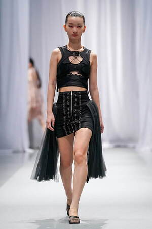 セイヴソン 2024年春夏コレクション - オフィスワーカーの秘密｜写真8