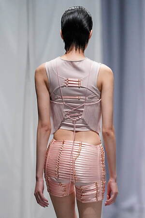 セイヴソン 2024年春夏コレクション - オフィスワーカーの秘密｜写真22