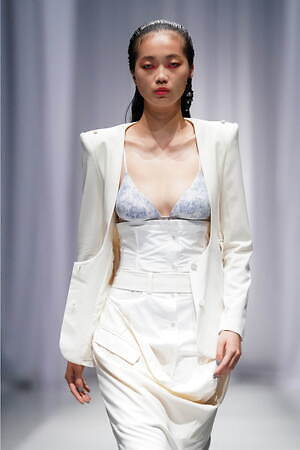 セイヴソン 2024年春夏コレクション - オフィスワーカーの秘密｜写真52