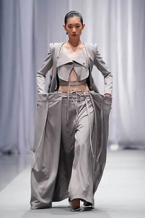 セイヴソン 2024年春夏コレクション - オフィスワーカーの秘密｜写真57