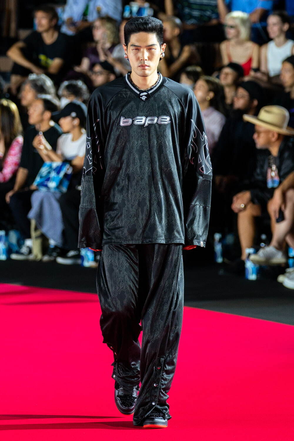 ア ベイシング エイプ(A BATHING APE) 2024年春夏ウィメンズ&メンズコレクション  - 写真1