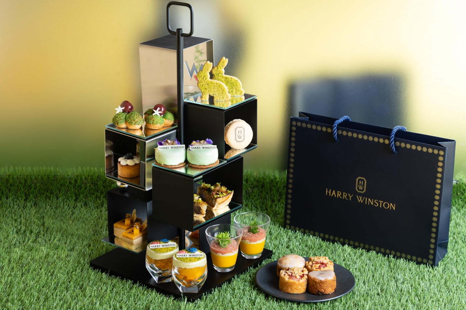 W大阪×ハリー・ウィンストンのアフタヌーンティー、“花々が咲く庭園”イメージのスイーツ＆セイヴォリー