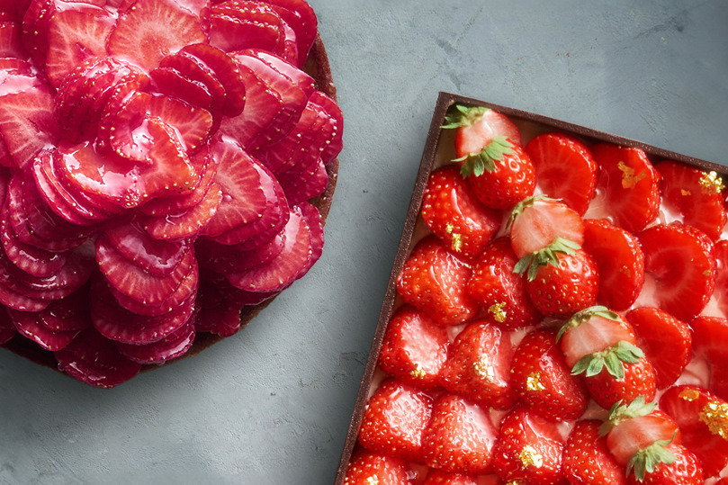 お台場｜ヒルトン東京お台場23年クリスマスケーキ、まるで“宝石箱”ショコラBOX入りあまおうタルトなど