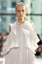 サポートサーフェス 2024年春夏コレクション - 軽やかに、大胆に｜写真14