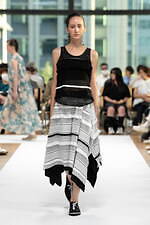 サポートサーフェス 2024年春夏コレクション - 軽やかに、大胆に｜写真53