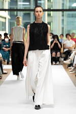 サポートサーフェス 2024年春夏コレクション - 軽やかに、大胆に｜写真56