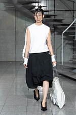 ヨウヘイ オオノ 2024年春夏コレクション - 過去と向き合い、夢を築く｜写真12