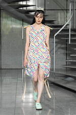 ヨウヘイ オオノ 2024年春夏コレクション - 過去と向き合い、夢を築く｜写真23