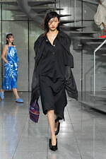 ヨウヘイ オオノ 2024年春夏コレクション - 過去と向き合い、夢を築く｜写真28