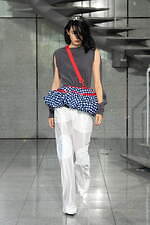 ヨウヘイ オオノ 2024年春夏コレクション - 過去と向き合い、夢を築く｜写真31