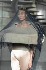 ヨウヘイ オオノ 2024年春夏コレクション - 過去と向き合い、夢を築く｜写真45