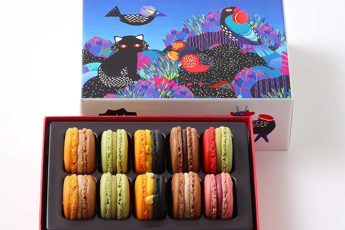 ピエール・エルメ・パリのハロウィン、かぼちゃやピスタチオなど限定マカロンボックス＆チョコサブレ