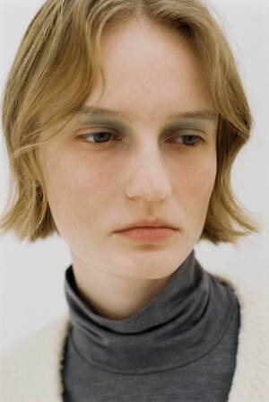 リュウカガ(RYU KAGA) 2025-26年秋冬ウィメンズコレクション  - 写真4