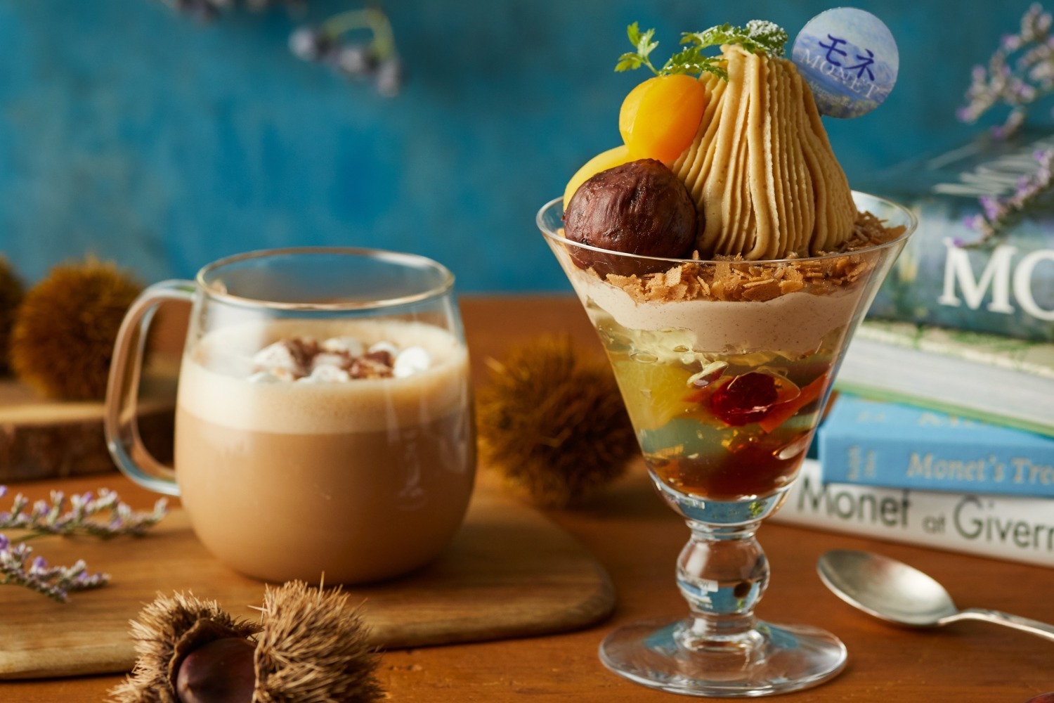 アフタヌーンティー・ティールーム、モネ《睡蓮》《ジヴェルニーの積みわら》モチーフの“紅茶×栗”パフェ