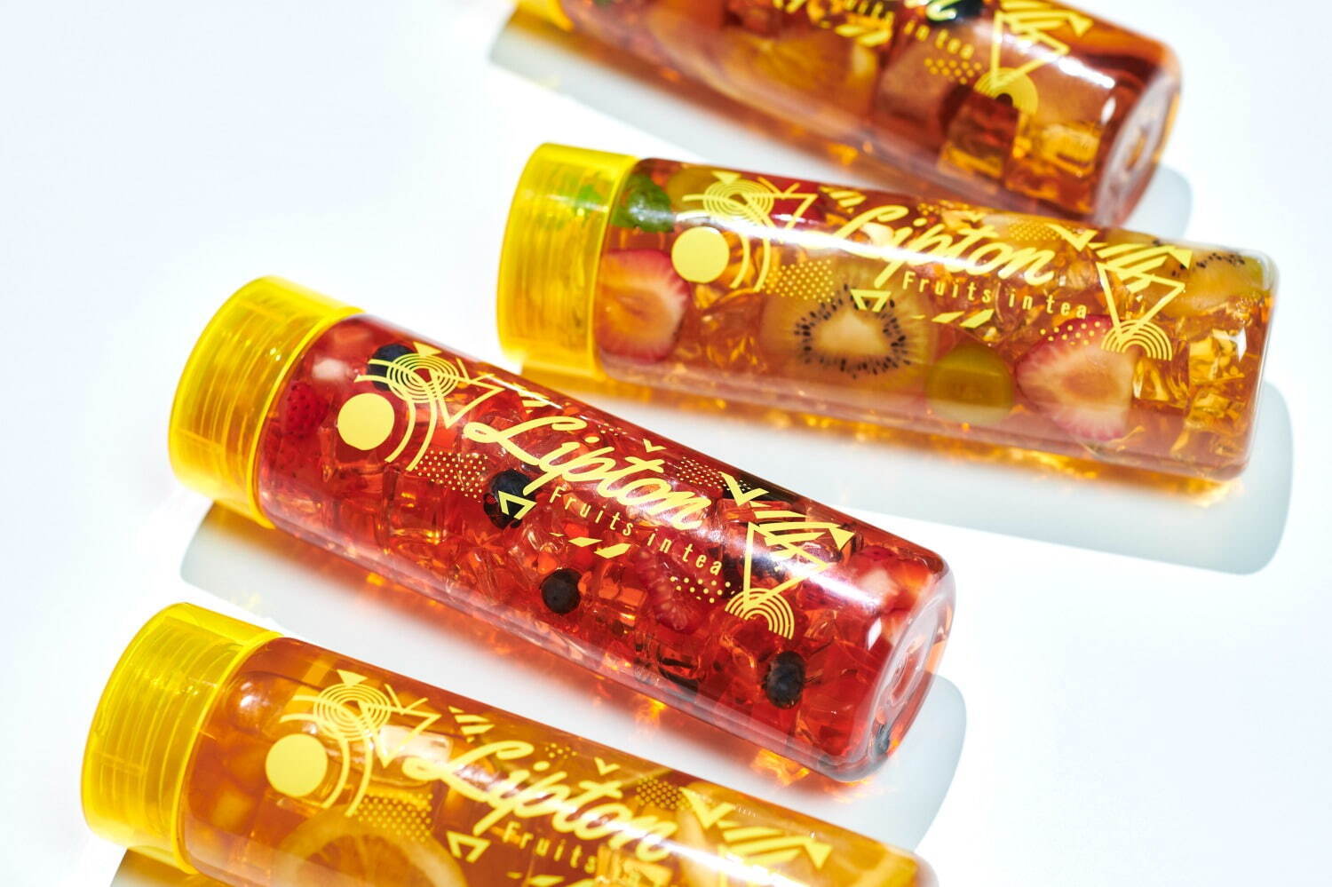 ニコアンドなど人気4ブランド×「リプトン」フルーツインティー、フローズンフルーツ入りベリーティーなど｜イオンモール川口