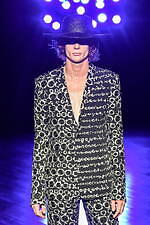 リンシュウ 2024年春夏コレクション - 苦くて甘い恋心｜写真23