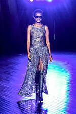 リンシュウ 2024年春夏コレクション - 苦くて甘い恋心｜写真42