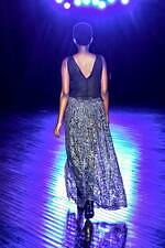 リンシュウ 2024年春夏コレクション - 苦くて甘い恋心｜写真44