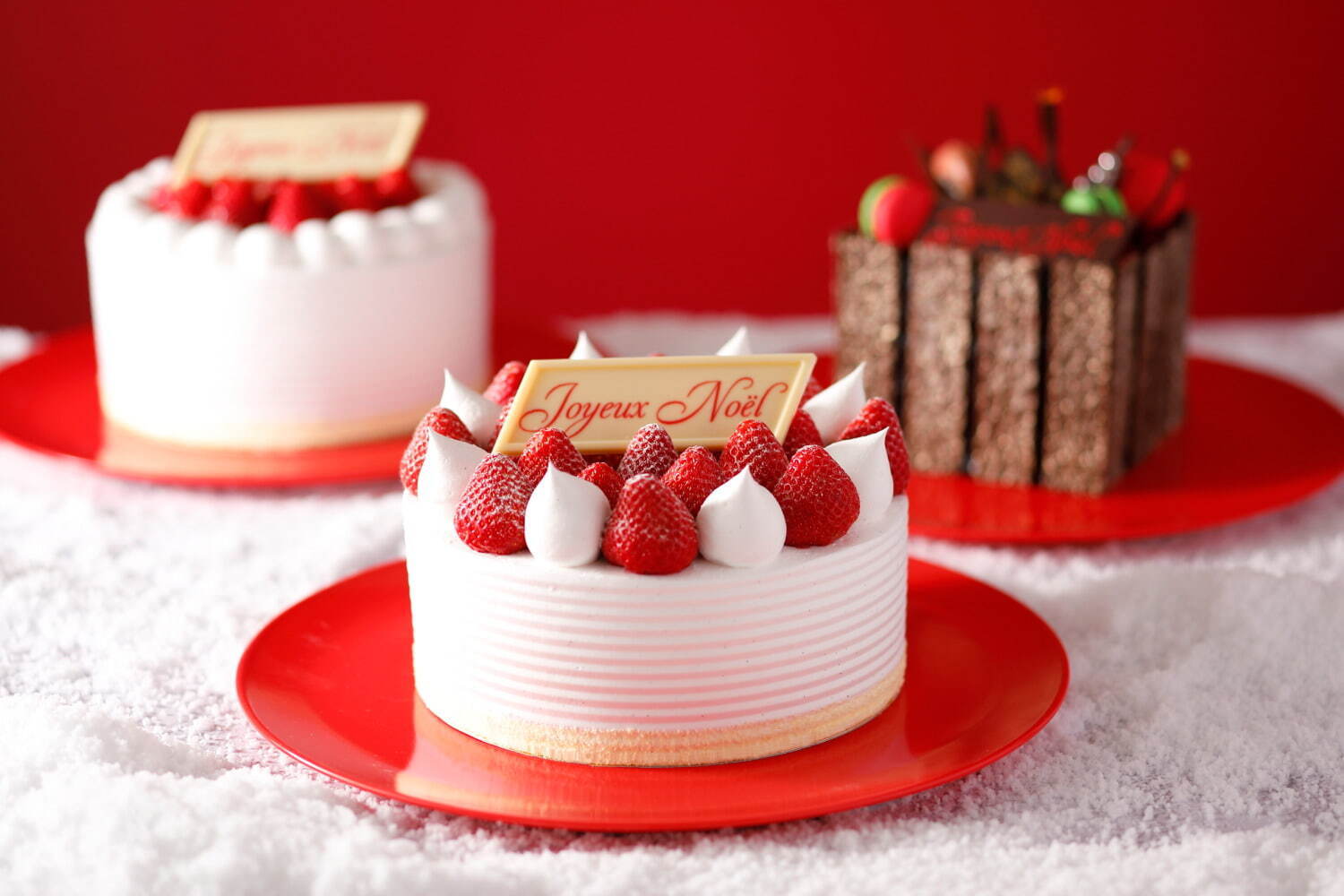 ホテルニューオータニのクリスマス2023、あまおう苺とメロンの欲張りケーキ＆“究極”のショートケーキ｜写真1