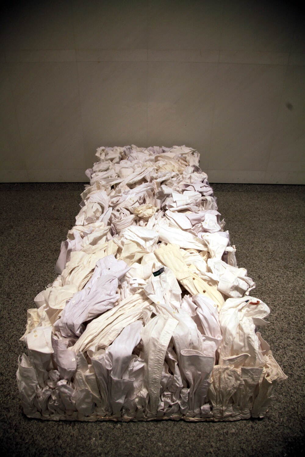 吉本直子 《地の残像》 2008年