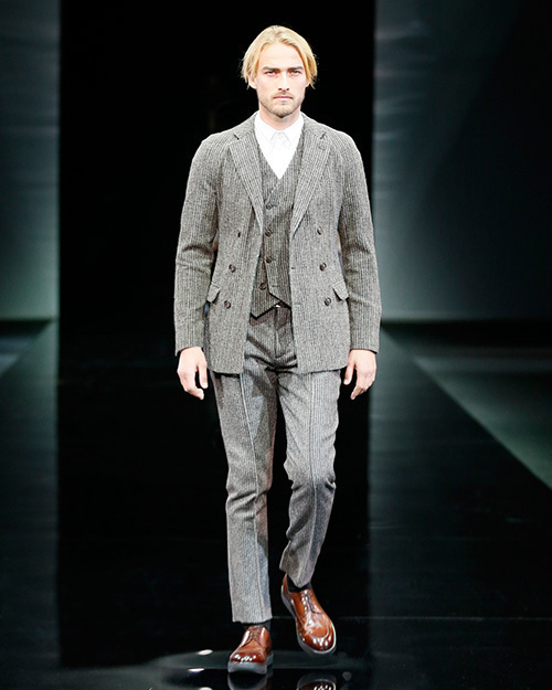 ジョルジオ アルマーニ 2014-15年秋冬メンズコレクション ‐ 紳士の装いにラグランを取り入れて | 写真