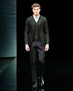 ジョルジオ アルマーニ 2014-15年秋冬メンズコレクション ‐ 紳士の装いにラグランを取り入れて｜写真16