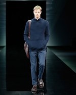 ジョルジオ アルマーニ 2014-15年秋冬メンズコレクション ‐ 紳士の装いにラグランを取り入れて｜写真37