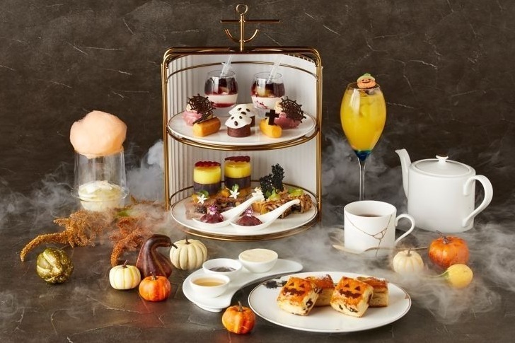 ウェスティンホテル横浜のハロウィンアフタヌーンティー、栗やぶどうなど秋の味覚スイーツ