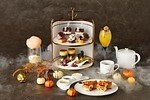 ウェスティンホテル横浜のハロウィンアフタヌーンティー、栗やぶどうなど秋の味覚スイーツ｜写真1